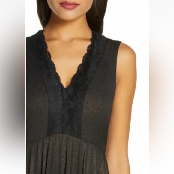 3/$10 Taylor Lacy Dress - Picture 4 of 11